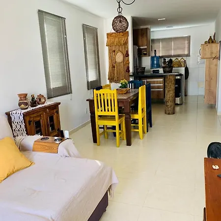 Apto em condomínio na praia, com terraço, em Ilhéus-BA-3